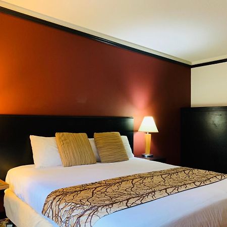 Hotel At The Waldorf Vancouver Extérieur photo