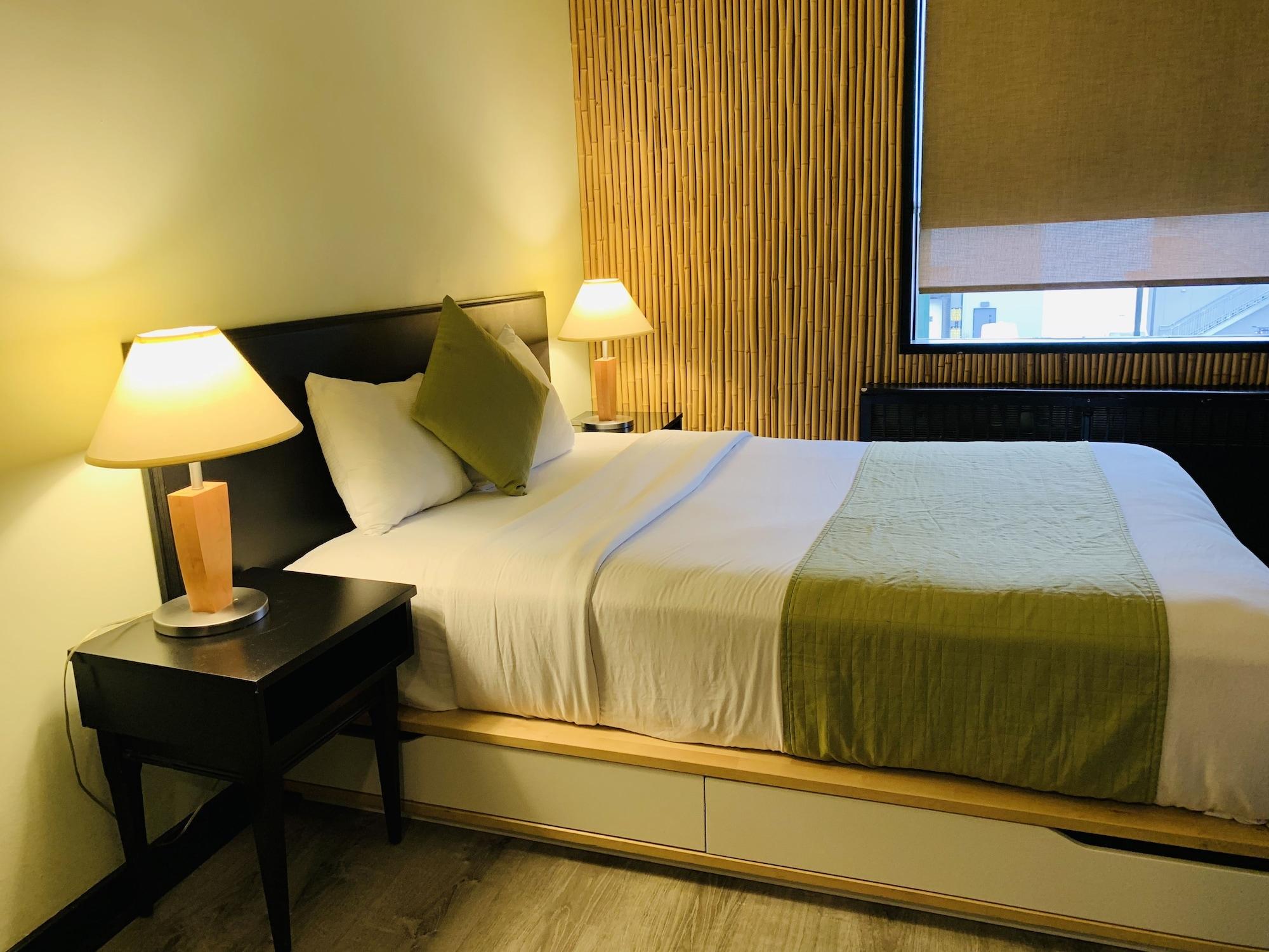 Hotel At The Waldorf Vancouver Extérieur photo